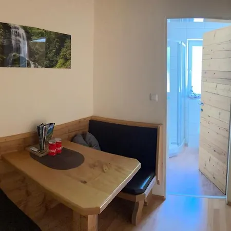 Homestay Haus Voithofer *